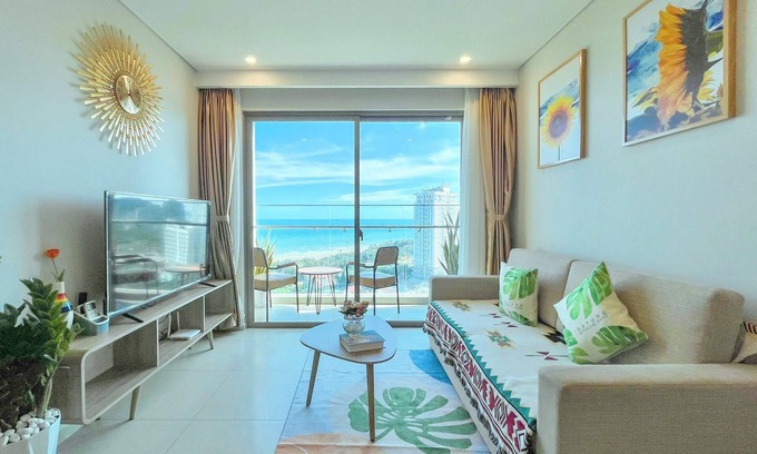 Thang Tam Apartment | HomeAway 01 The Sóng Vung Tau 3BRs LUX Condotel