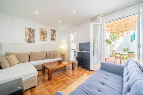 Calella House | HomeHolidaysRentals Arlene