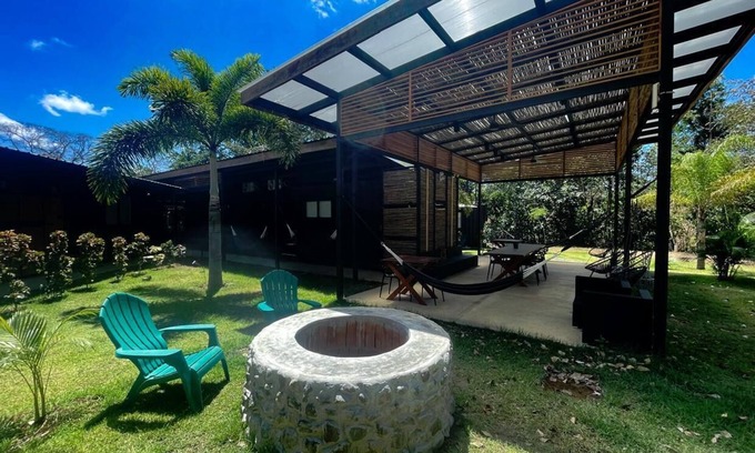 Las Escobas del Venado Apartment | Homely 1BR Apartment @VenaoPark / Unit C