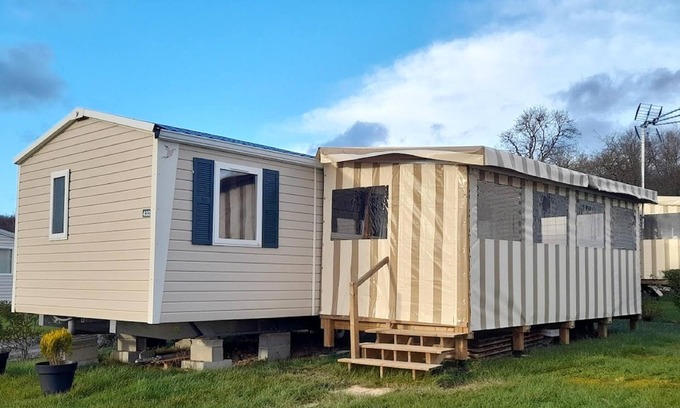 Litteau House | Homerez - Amazing bungalow for 4 ppl. with shared pool and terrace at Litteau