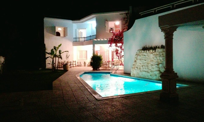 Hammamet Sud Villa | Homerez - Amazing villa for 12 ppl. with swimming-pool and garden at Hammamet