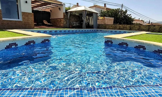 Cruz de Humilladero Apartment | Homerez - Apartment in Los Prados, Málaga