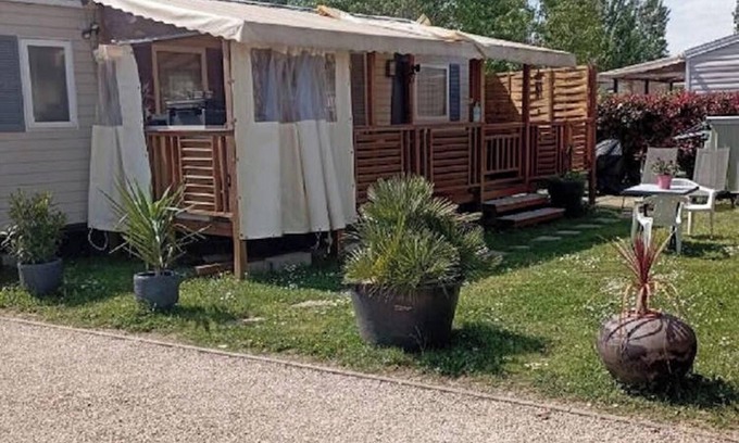 Condrieu House | Homerez - Bungalow in Condrieu