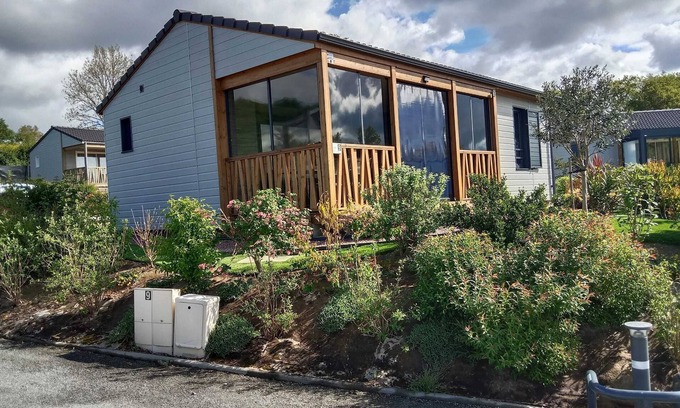 Arzal Ski Chalet | Homerez - Chalet in Arzal, Lake View