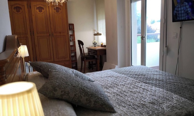 Mogro Apartment | Homerez - Charming apartment in Mogro with sea and mountain views