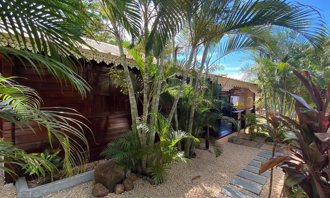 Albion House | Homerez - Charming House in Albion with Shared Pool