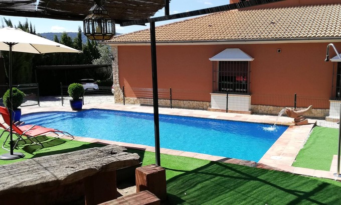 Arriate House | Homerez - House for 8 ppl. with swimming-pool and terrace at Arriate, Málaga
