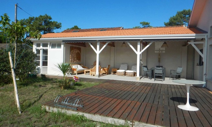 Soulac-sur-Mer House | Homerez - House in Soulac-sur-Mer