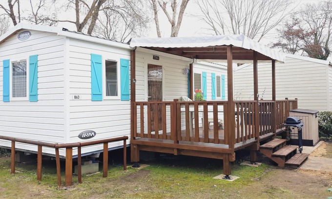 Saint-Jean-de-Monts House | Homerez last minute deal - Amazing bungalow with shared pool