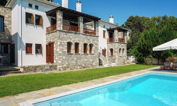 Tsagarada Villa | Homerez - Splendid Villa in Tsagkarada with View