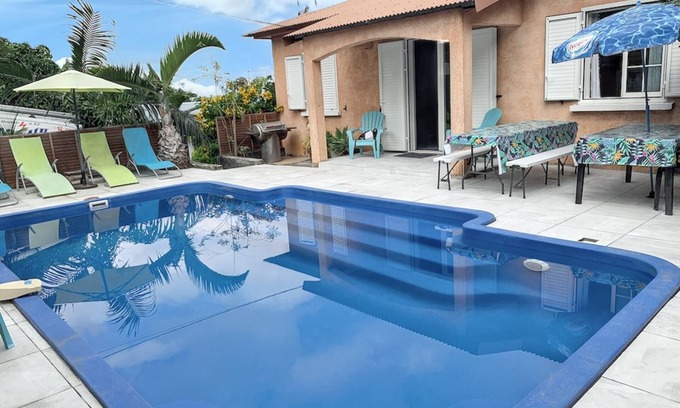 Maniron Villa | Homerez - Villa in L'Étang-Salé