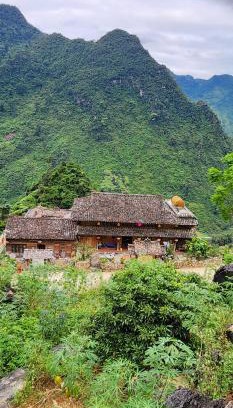 Quan Ba Hotel | Homestay Huyền Thoại Cao Nguyên Đá