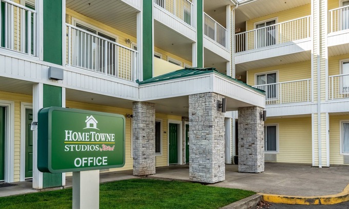 Springfield Hotel | HomeTowne Studios By Red Roof Eugene - Springfield