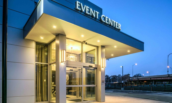 Chelsea Hotel | Homewood Suites by Hilton Boston Logan Airport Chelsea