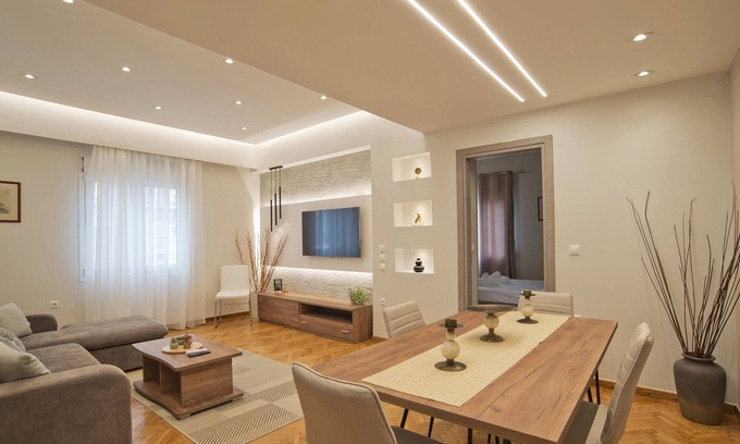 Kypseli Apartment | Honey House Kipseli Stylish, Reno 2BR Apt City Ctr