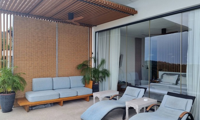 Moo 5 Apartment | Honeymoon Seaview Private Pool Suite