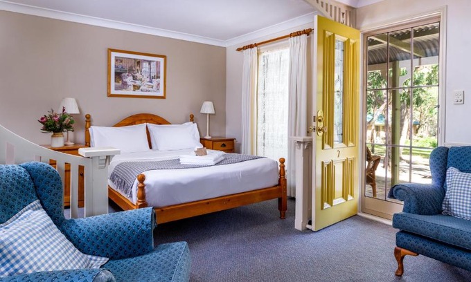 Stanthorpe Cabin | Honeysuckle Cottages