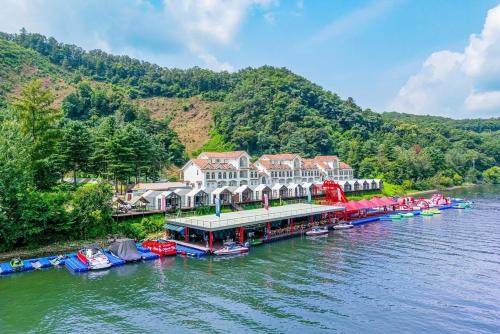 Seo House | Hongcheon Monterio Resort