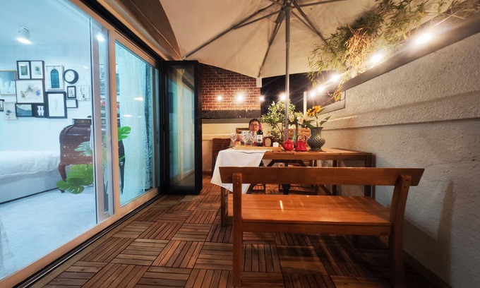 Jungnim-dong Bed & Breakfast | Hongdae Large Detached Villa with Courtyard, Suitable for Parties and Barbecues