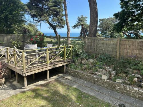 West Cliff Apartment | Hoppapill House