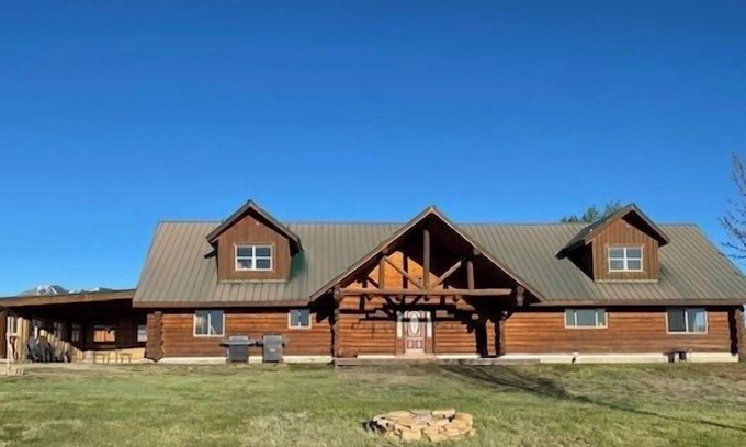 Monticello Cabin | Horsehead Mountain Lodge