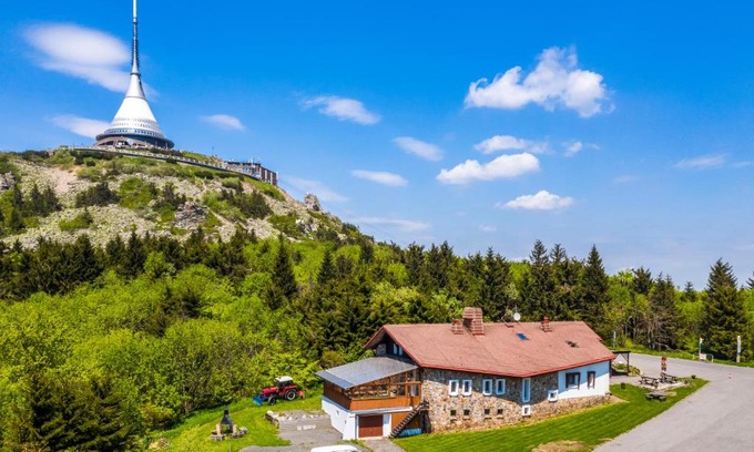 Svetla pod Jestedem House | Horská Chata Ještědka