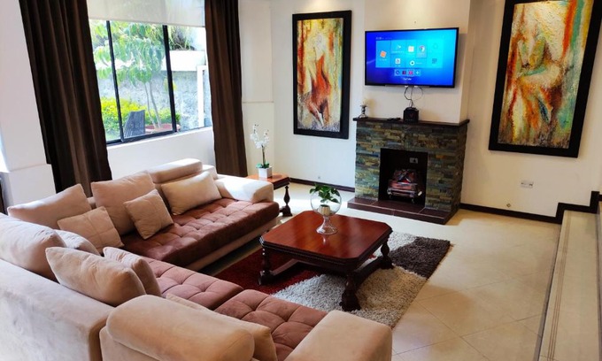 Las Tolas Apartment | Hospedaje en Quito Norte, Apartamento & Suite independientes