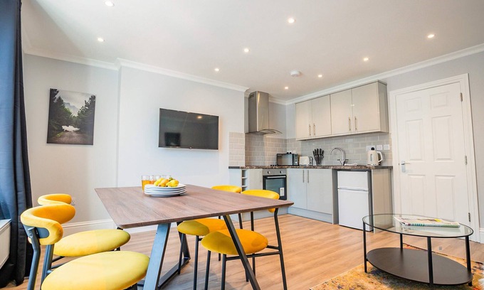 Evesham Apartment | Host & Stay | Bridge Street Penthouse Apartment