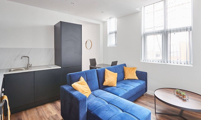 Wolverhampton Apartment | Host & Stay | High Class Haven