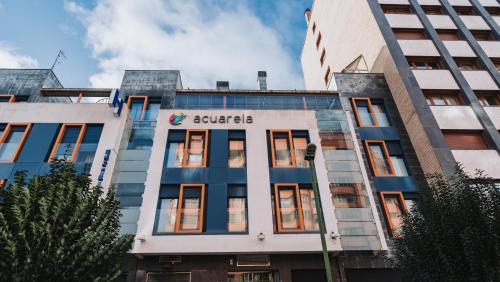 Burgos House | Hostal Acuarela