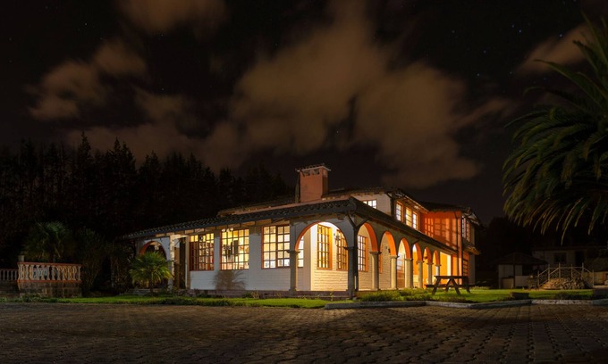 Tababela Hotel | Hosteria San Carlos Tababela