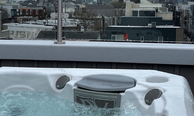 Point Breeze House | Hot Tub All Seasons