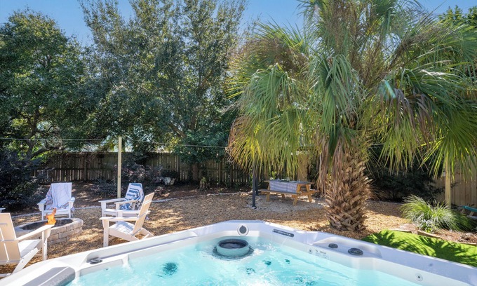 El Centro Beach House | Hot Tub, Fire Pit, King Bed! Easy Walk to Beach! Pets Allowed