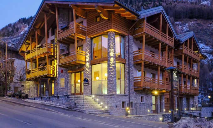 Entreves Hotel | Hotel Aigle