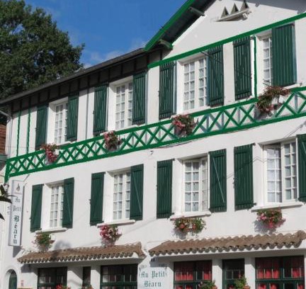 Salies-de-Bearn Hotel | Hotel Au Petit Béarn