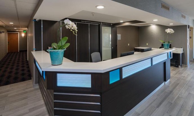 San Bruno Hotel | Hotel Aura SFO Airport