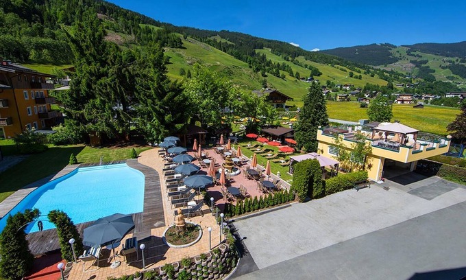 Saalbach-Hinterglemm House | Hotel Austria Zimmer 307 mit Frühstück - Hotel Austria