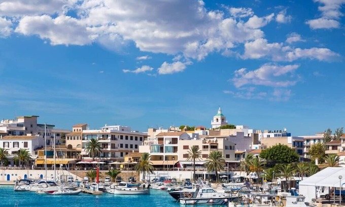 Es Pelats Hotel | Hotel Bellavista