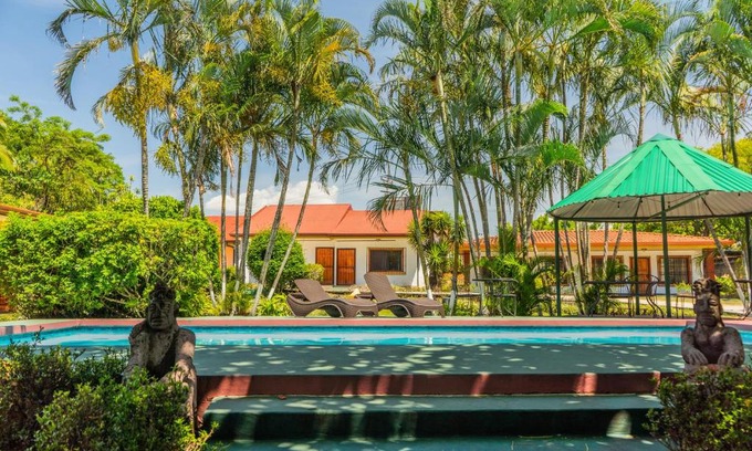 El Coyol Hotel | Hotel Bristol Aeropuerto