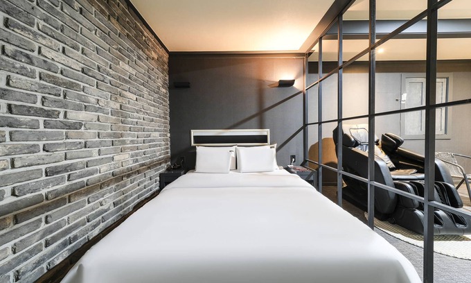 Tohwail-tong Hotel | Hotel Carlton Incheon Airport Juan