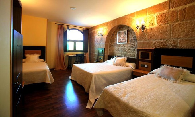 Pedrola Hotel | Hotel Castillo Bonavia