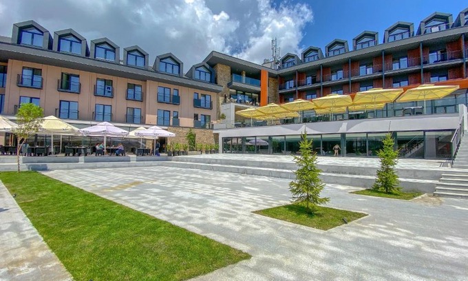 Divcibare Hotel | Hotel Crni Vrh