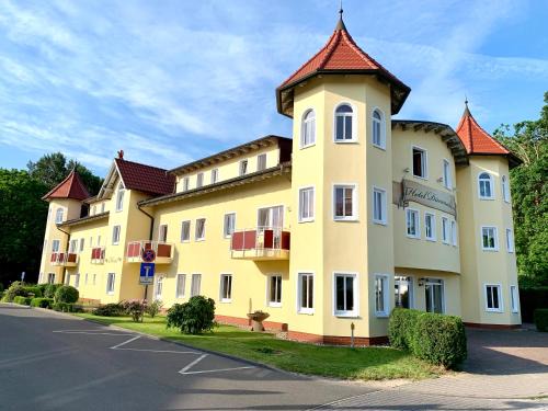 Karlshagen Hotel | Hotel Dünenschloss