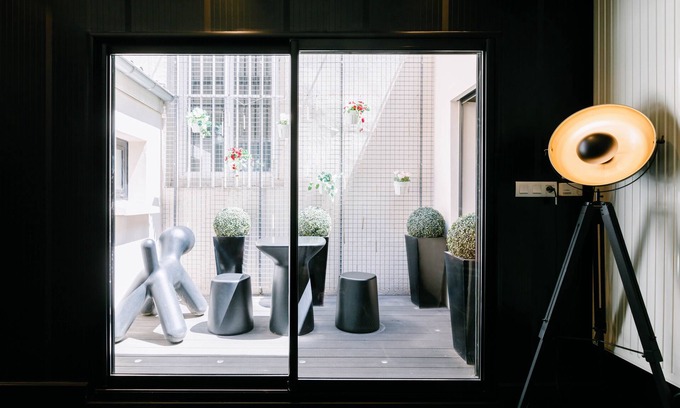 Voltaire - Saint Amour Hotel | Hotel de Noailles