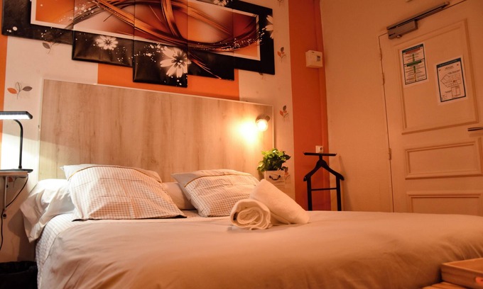 Villeneuve-sur-Lot Hotel | Hotel des Remparts