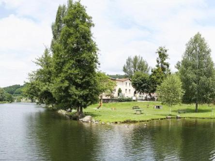 Foix Hotel | Hotel du Lac Foix