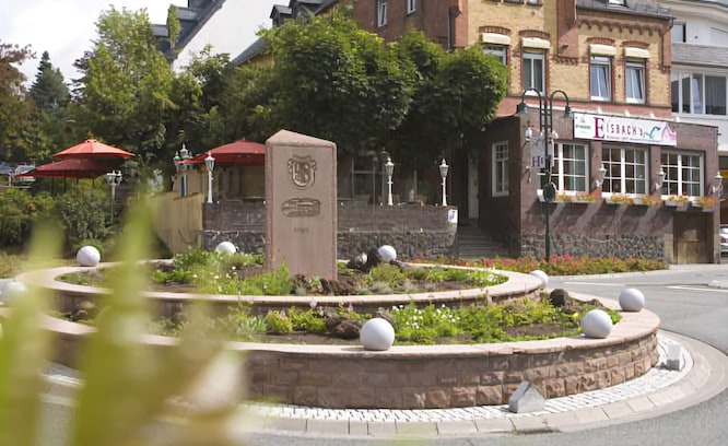 Ransbach-Baumbach Hotel | Hotel Eisbach