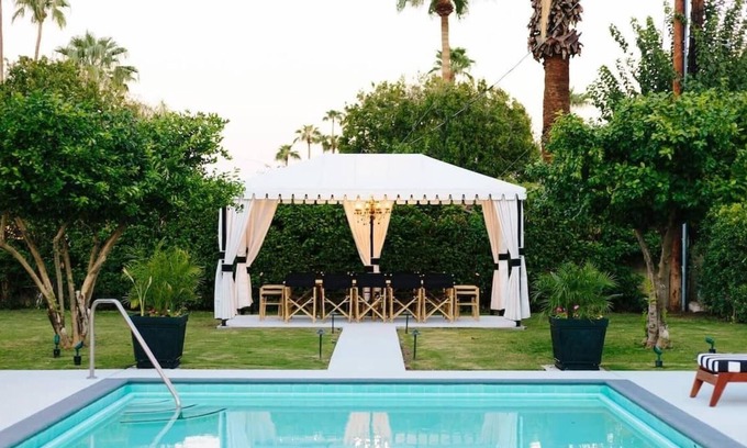 Warm Sands House | Hotel El Cid Room 1 by AvantStay | Chic Hotel Room in Palm Springs w/ Pool!