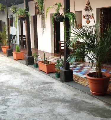Antigua Guatemala Hotel | Hotel Francisco's la Merced