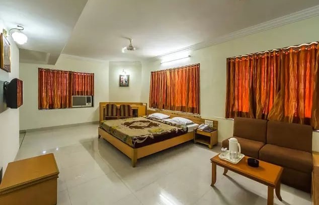 Surat Hotel | Hotel Galaxy